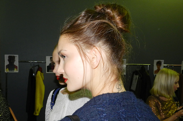 backstage01