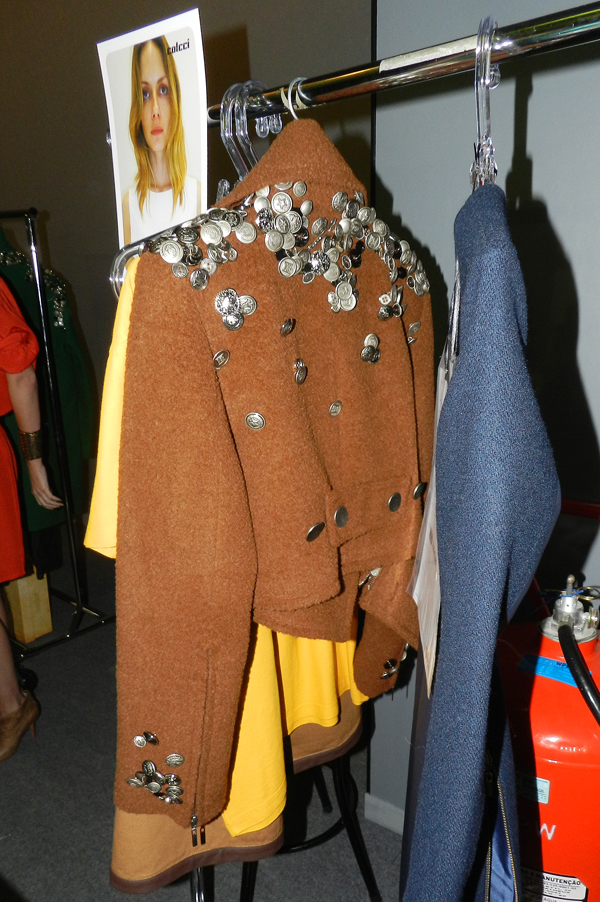 backstage10