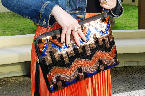 gostei-e-agora-plissada-clutch-etnica-01