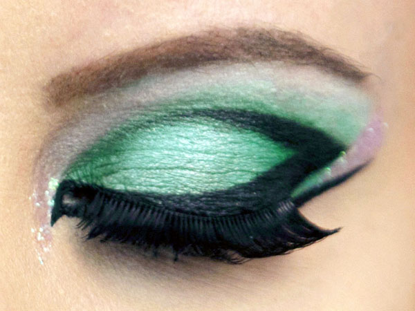gostei-e-agora-make-carnaval-cut-crease-egipcio-delineado-verde-teal-1