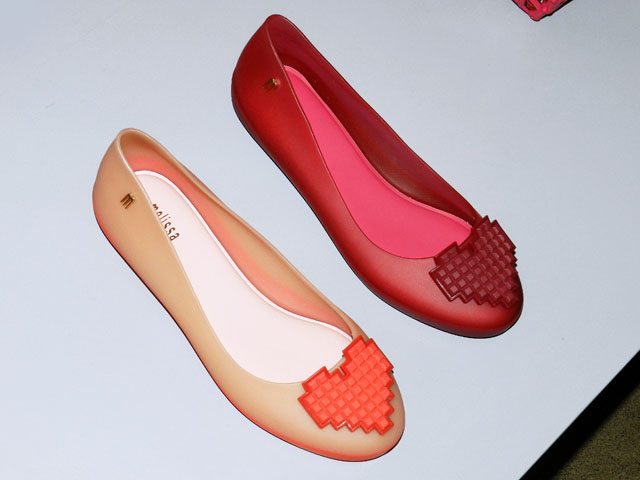gostei-e-agora-melissa-we-are-flowers-verao-2014-color-feeling