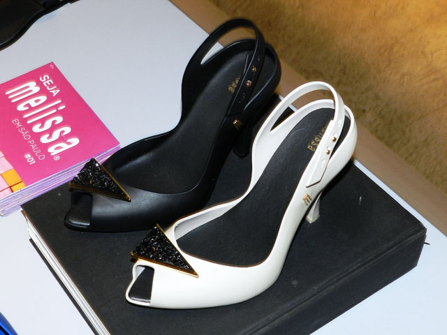 gostei-e-agora-melissa-we-are-flowers-verao-2014-lady-dragon
