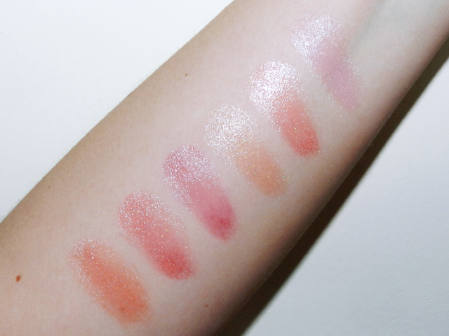 super-estojo-de-maquiagem-avon-swatches-brilhos-labiais-02