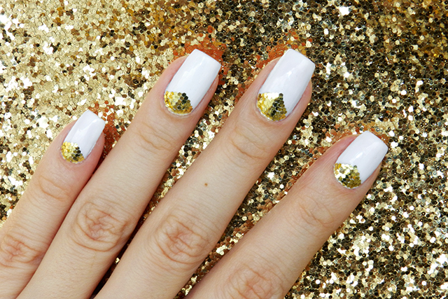 gostei-e-agora-unhas-ano-novo-branco-mosaico-glitter-dourado-02