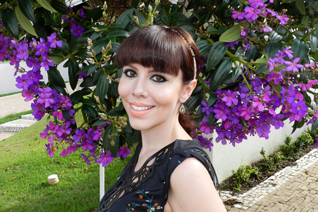 gostei-e-agora-vestido-flores-detalhe-couro-antix-02