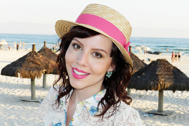 gostei-e-agora-vestido-olha-o-passarinho-antix-chapeu-01