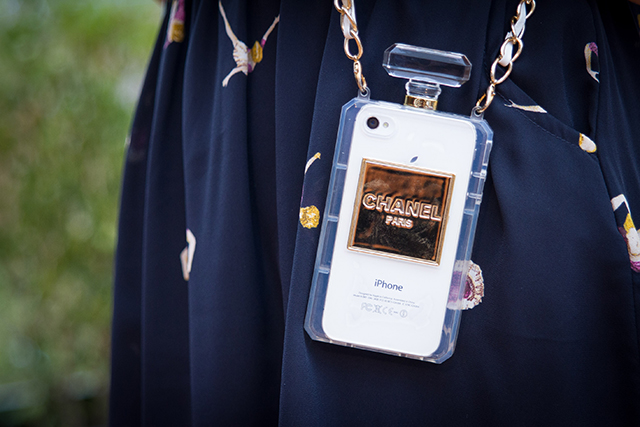 gostei-e-agora-vestido-ballet-antix-capinha-iphone-perfume-chanel-n5