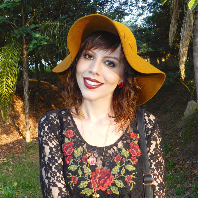 gostei-e-agora-vestido-renda-preta-bordado-floral-forever-21-03