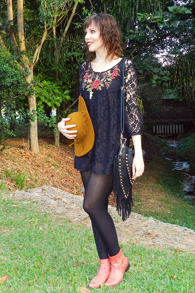 gostei-e-agora-vestido-renda-preta-bordado-floral-forever-21-05