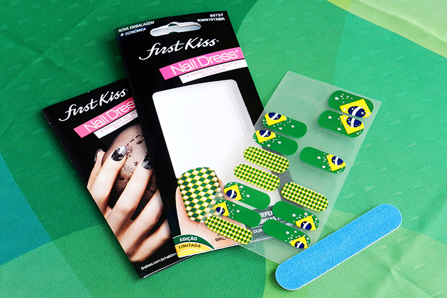 gostei-e-agora-unhas-copa-nail-dress-first-kiss-adesivo-victory-04