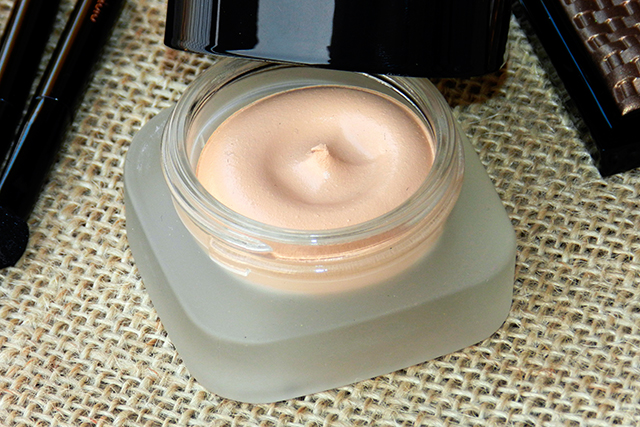 gostei-e-agora-natura-una-base-mousse-efeito-po-bege-claro-03