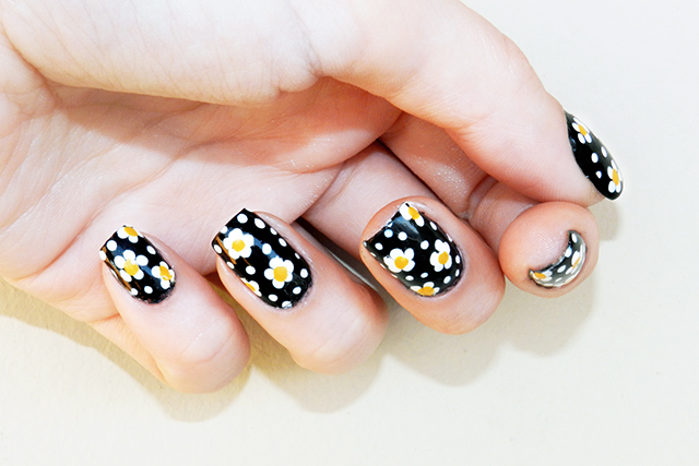 gostei-e-agora-unhas-margarida-tutorial-daisy-nails-03