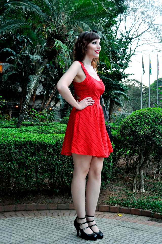 gostei-e-agora-vestido-vermelho-poas-forever-21-02