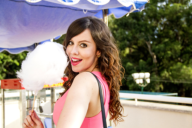 gostei-e-agora-look-pink-vestido-bolsa-maquina-fotografica-keds-15
