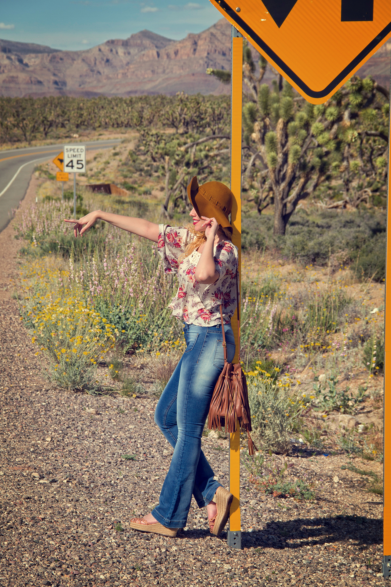 gostei-e-agora-look-calca-flare-bata-ciganinha-chapeu-floppy-grand-canyon-10
