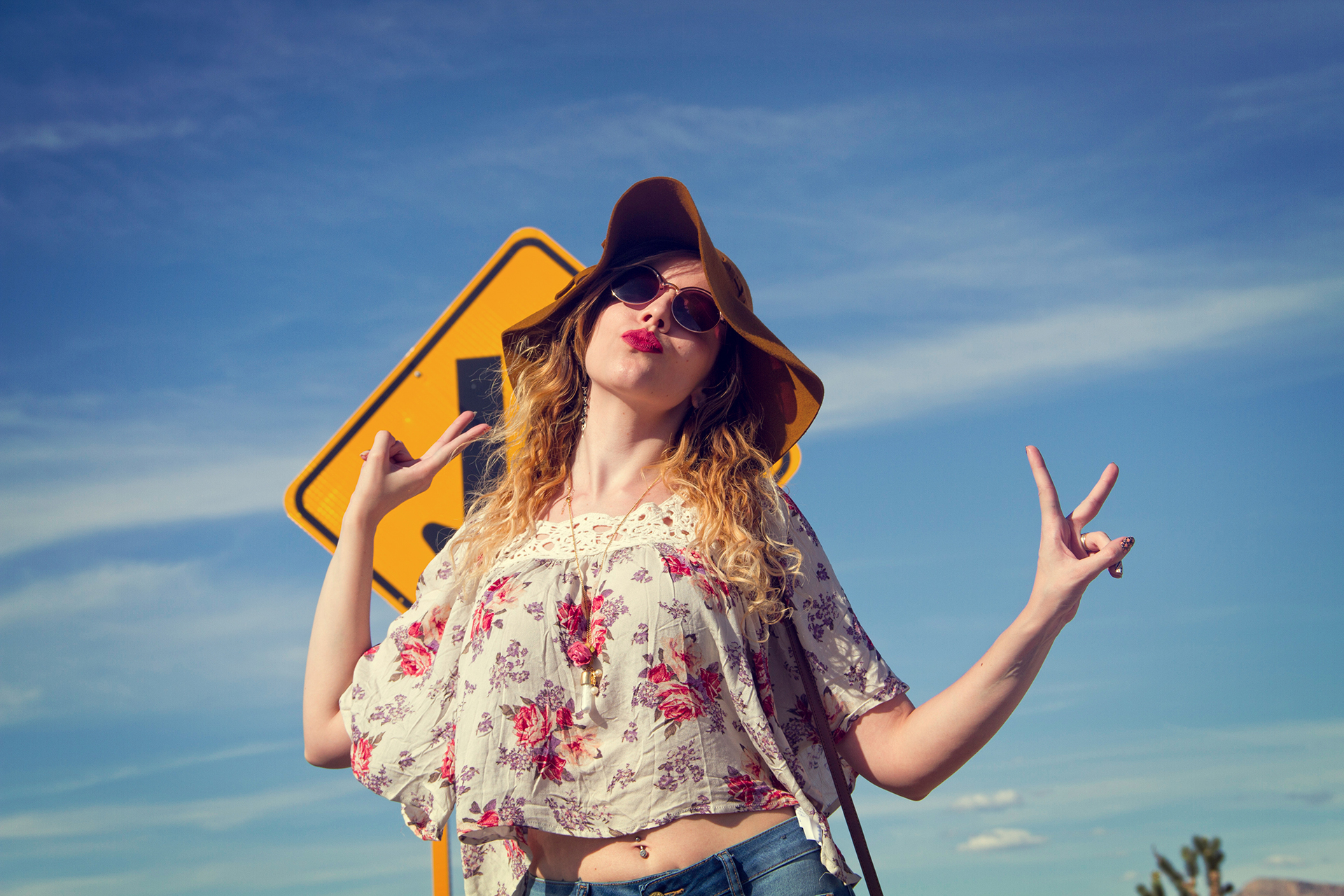 gostei-e-agora-look-calca-flare-bata-ciganinha-chapeu-floppy-grand-canyon-20