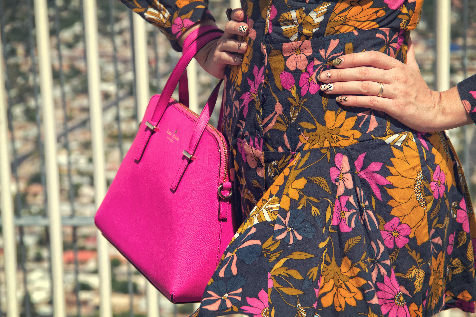 gostei-e-agora-vestido-farm-estampa-floral-poli-bolsa-kate-space-cedar-street-maise-vivid-snapdragon-09