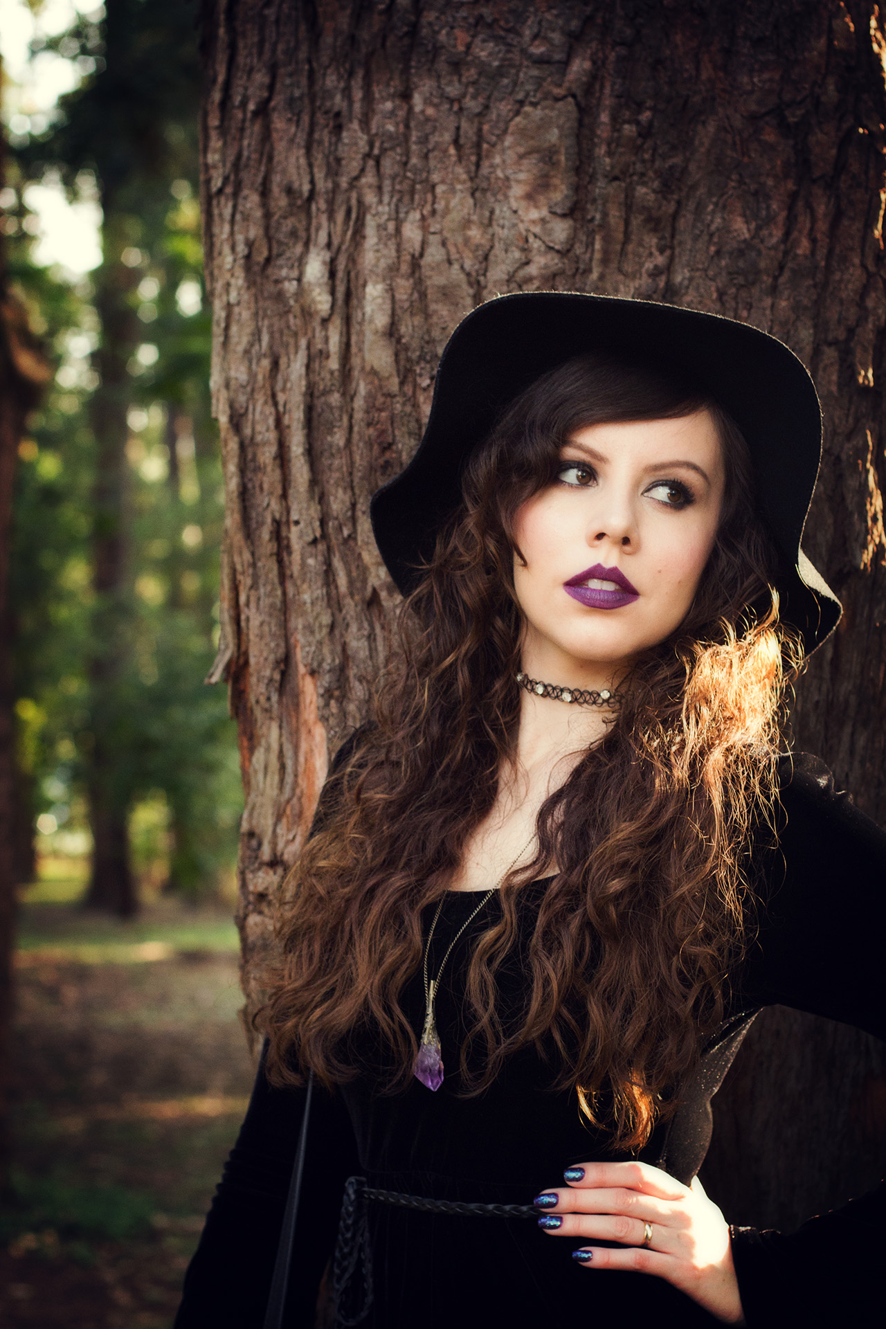 gostei-e-agora-look-boho-witch-vestido-de-veludo-manga-flare-maria-filo-para-cea-joyce-nunes-02