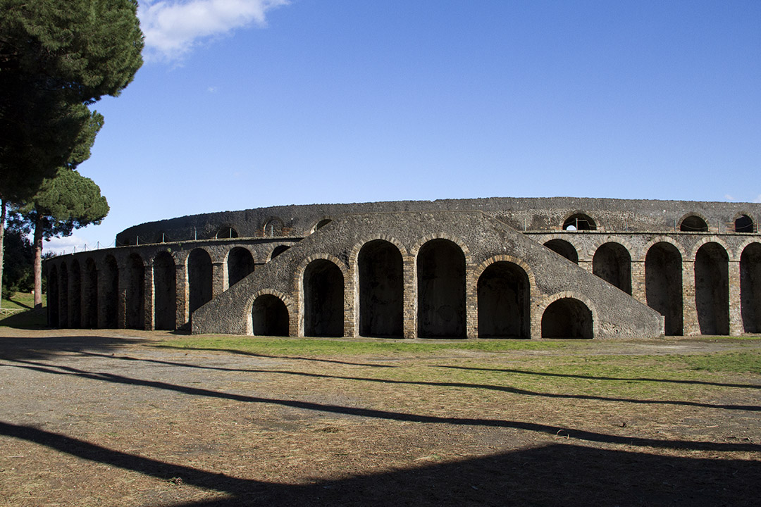 gostei-e-agora-anfiteatro-pompei-01