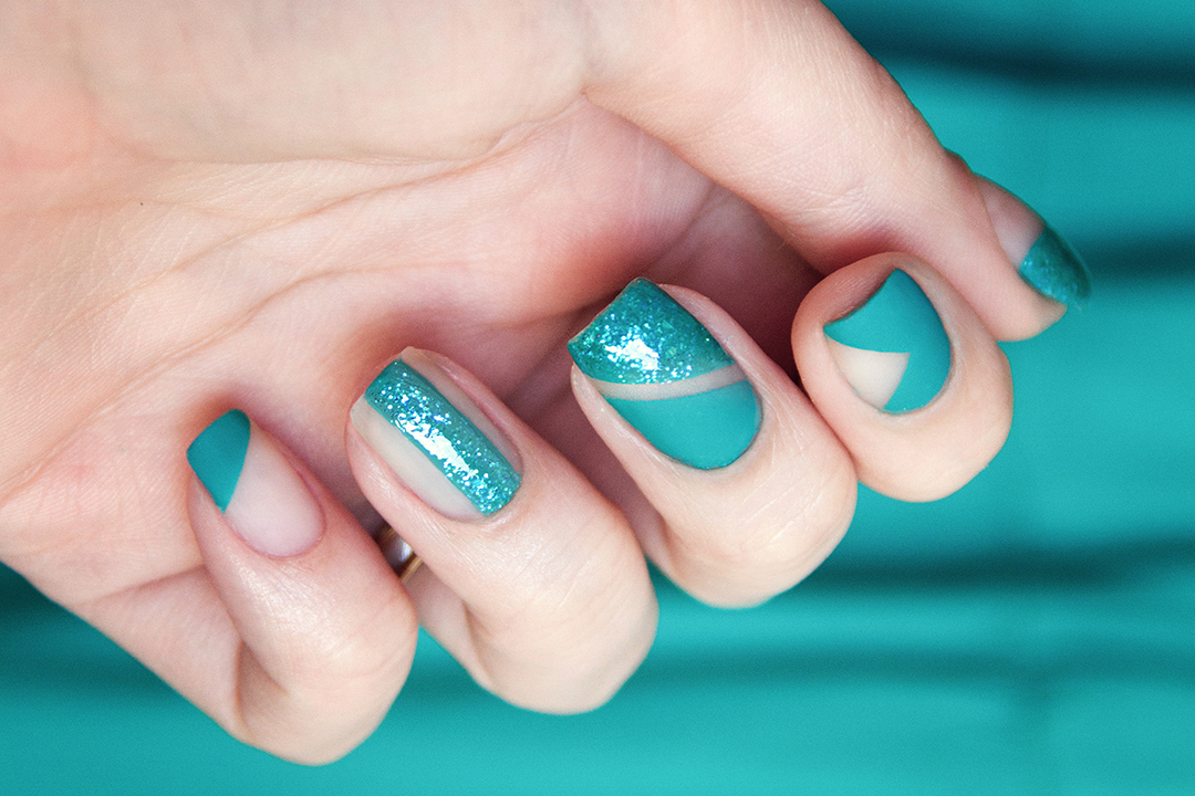 gostei-e-agora-unhas-negativas-geometricas-glitter-opaco-colorama-uai-sally-hansen-hipnotical-01