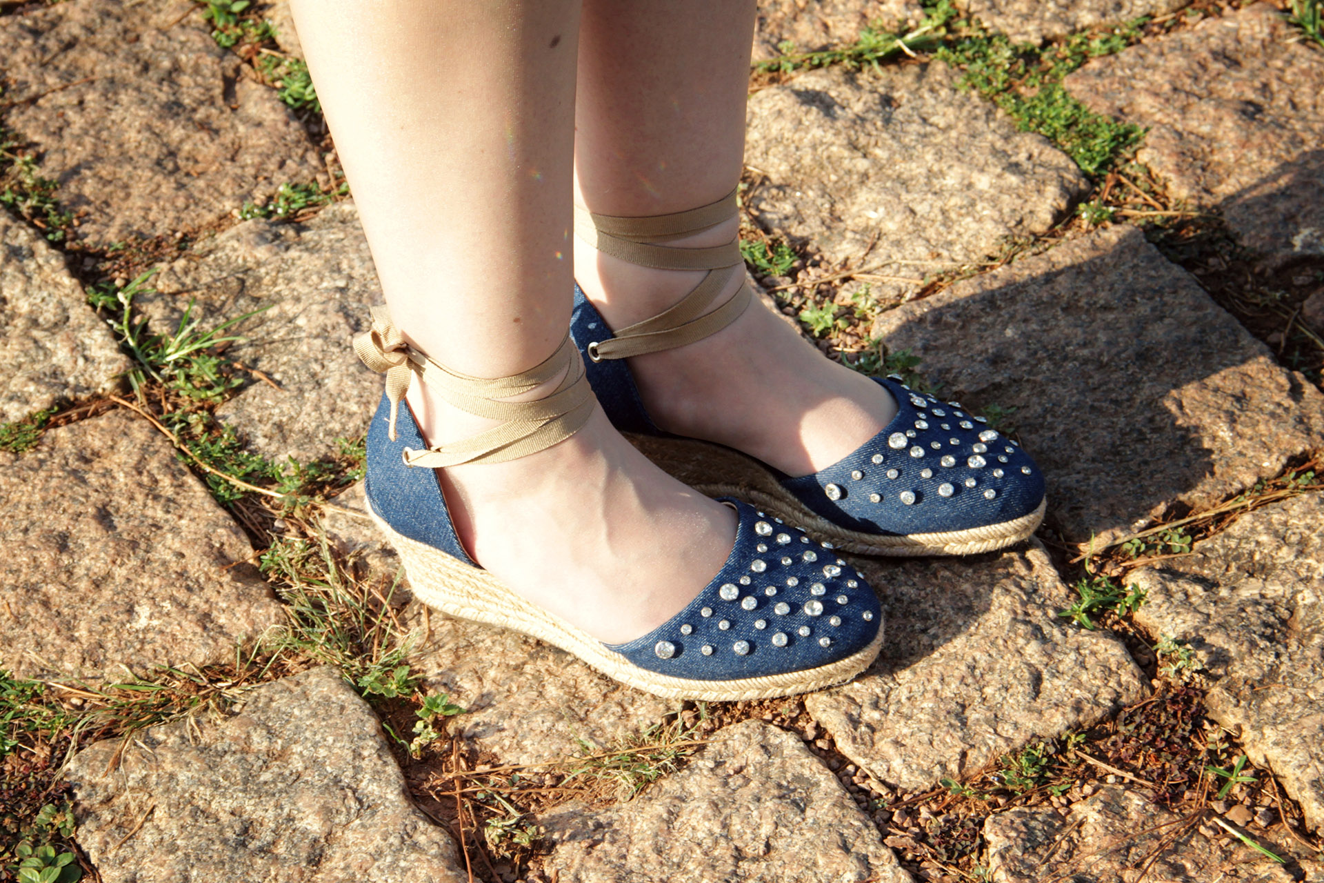 gostei-e-agora-total-jeans-vestido-espadrille-schutz-dior-technologic-04