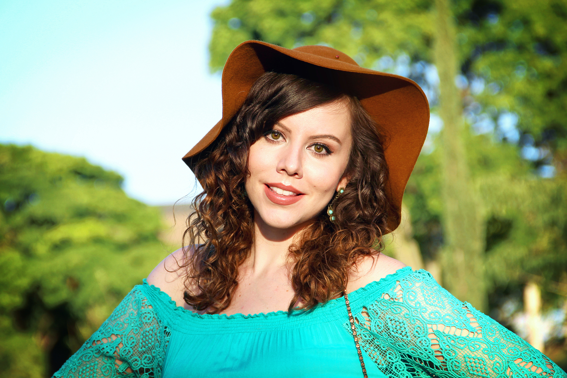 gostei-e-agora-vestido-ciganinha-verde-guipir-sandalia-gladiadora-13-joyce-nunes