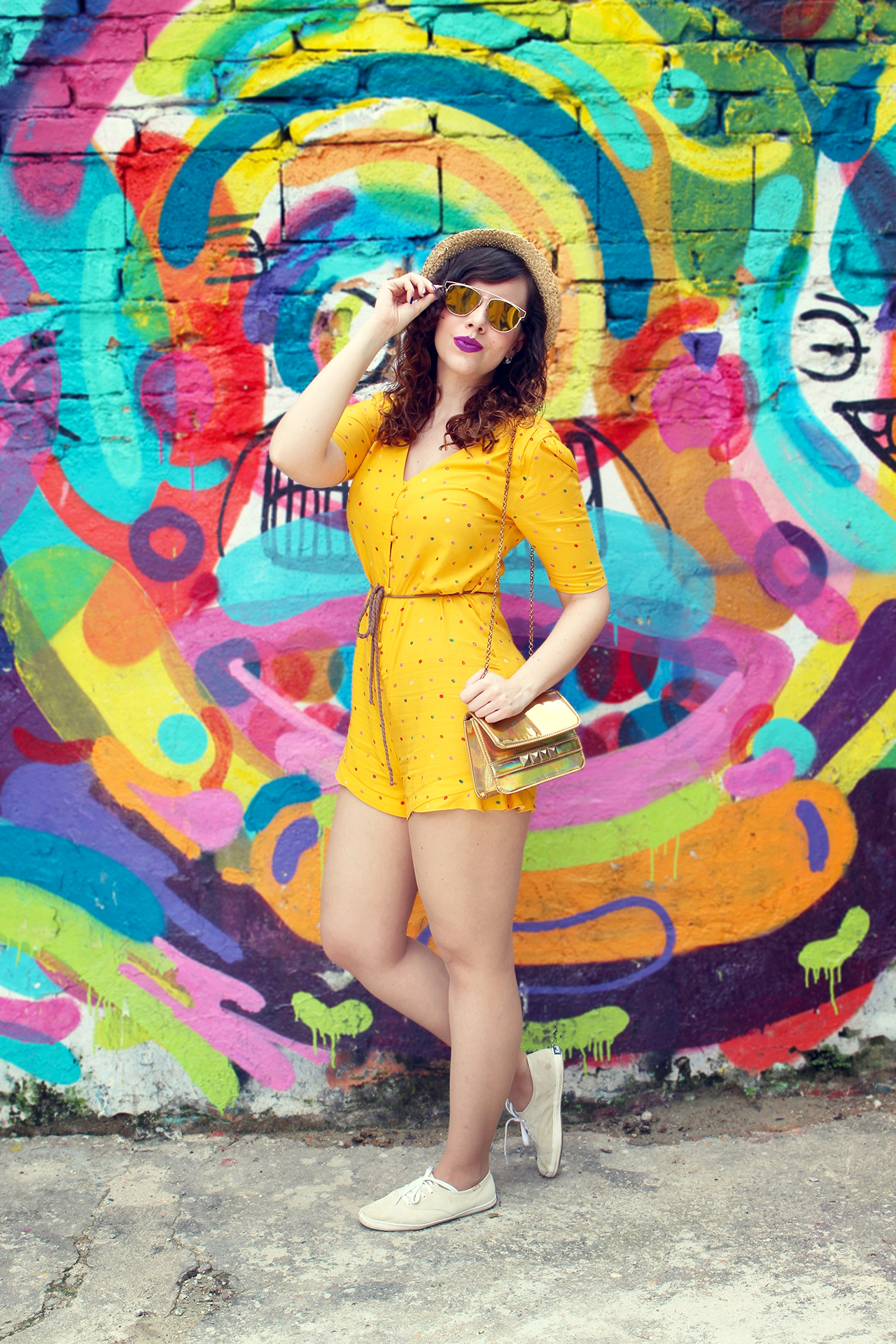 gostei-e-agora-look-macaquinho-amarelo-poa-tenis-keds-suede-dior-technologic-beco-do-batman