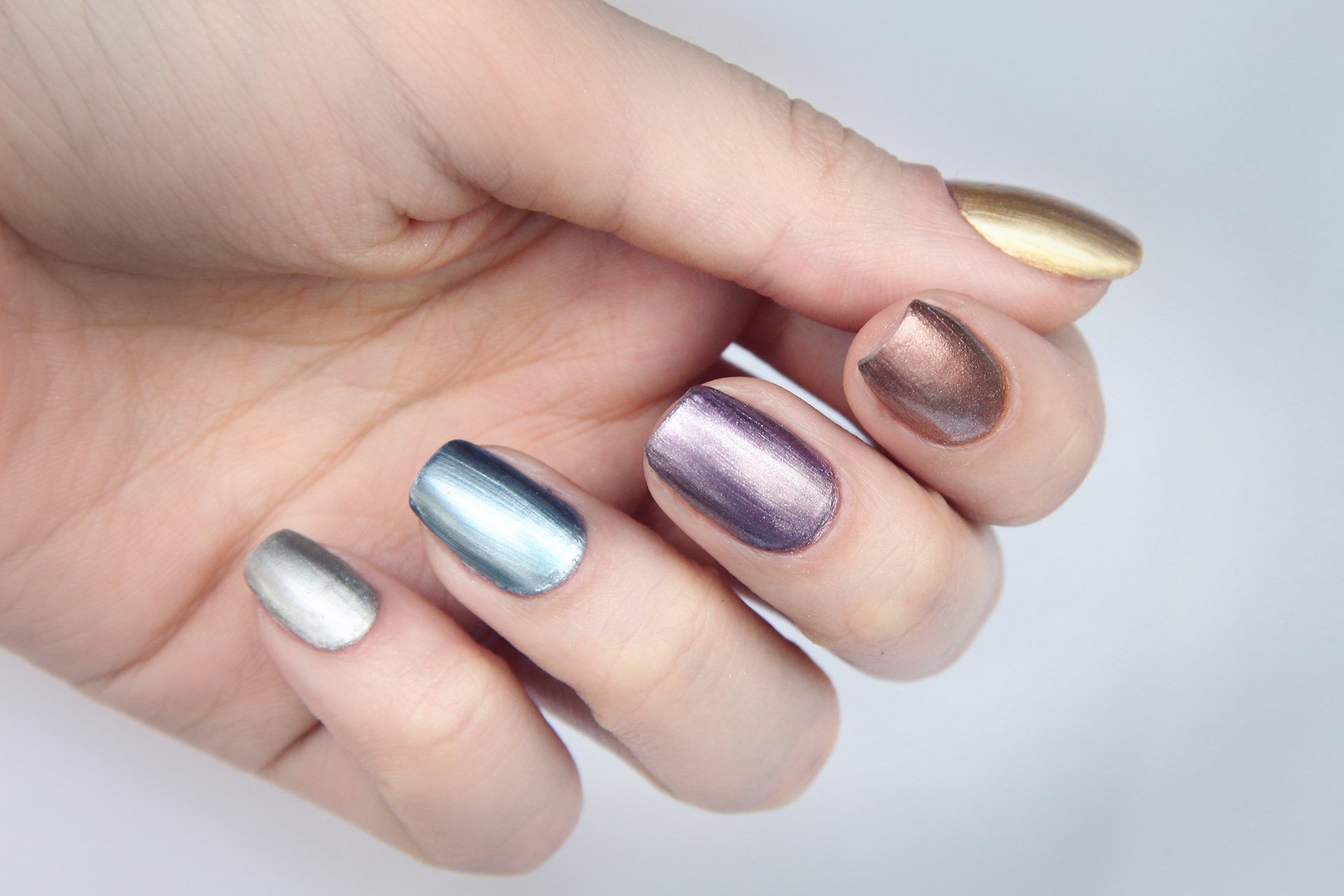 gostei-e-agora-unhas-metalicas-coloridas-03