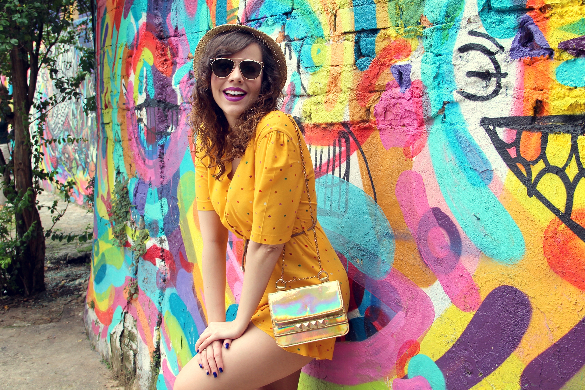 ostei-e-agora-look-macaquinho-amarelo-poa-tenis-keds-suede-dior-technologic-beco-do-batman-14