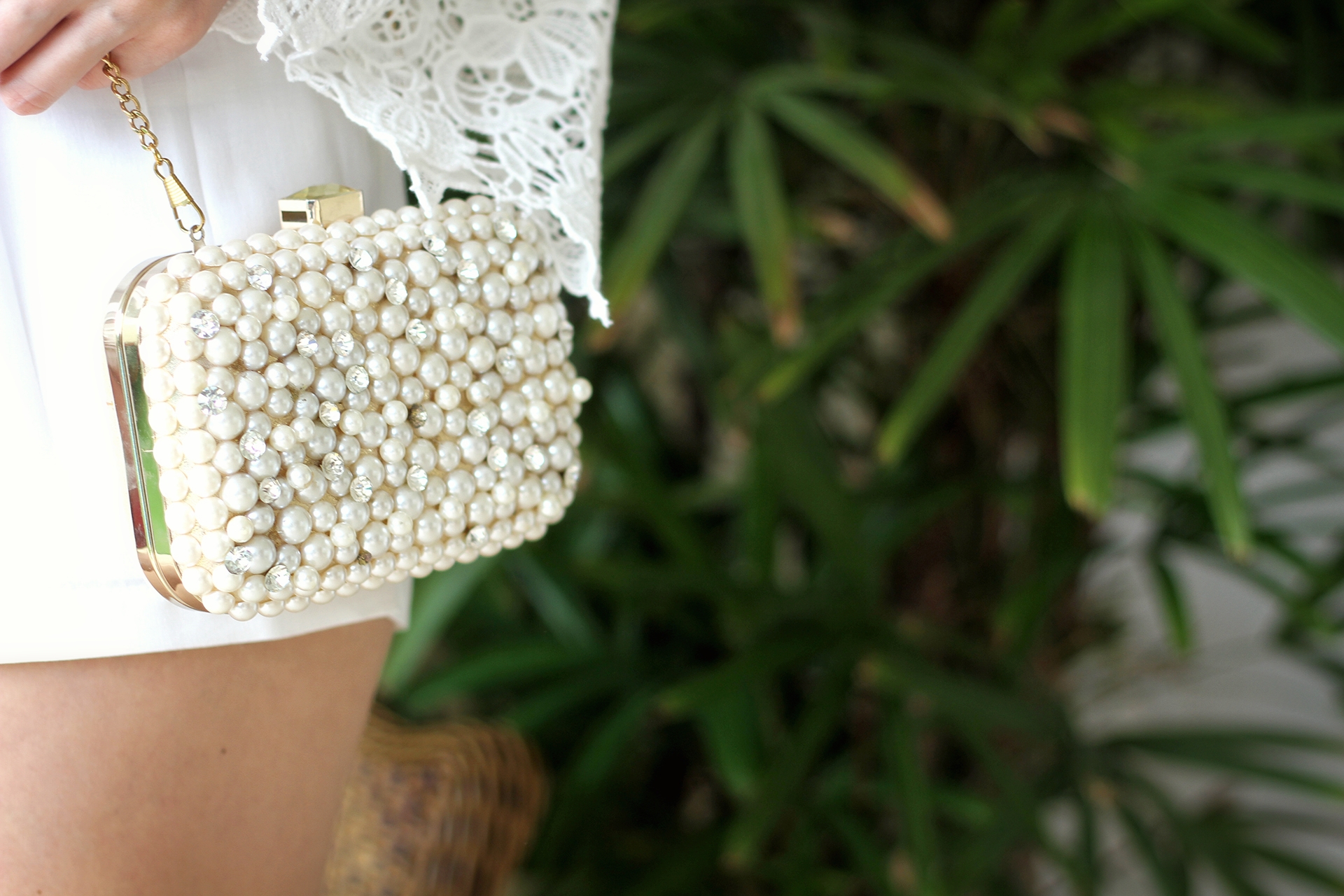 gostei-e-agora-look-reveillon-macaquinho-renda-guipire-decote-costas-total-white-07