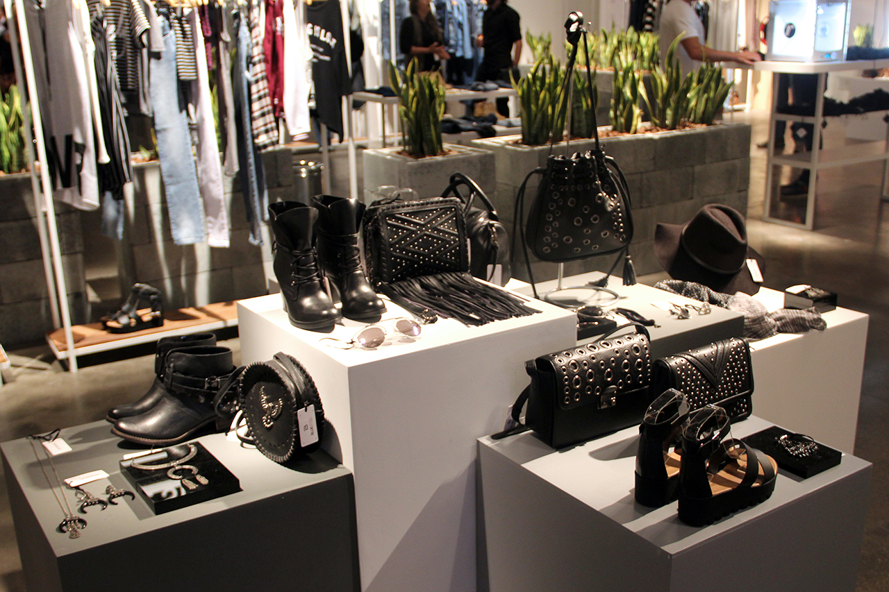 gostei-e-agora-preview-renner-inverno-2016-total-black-08