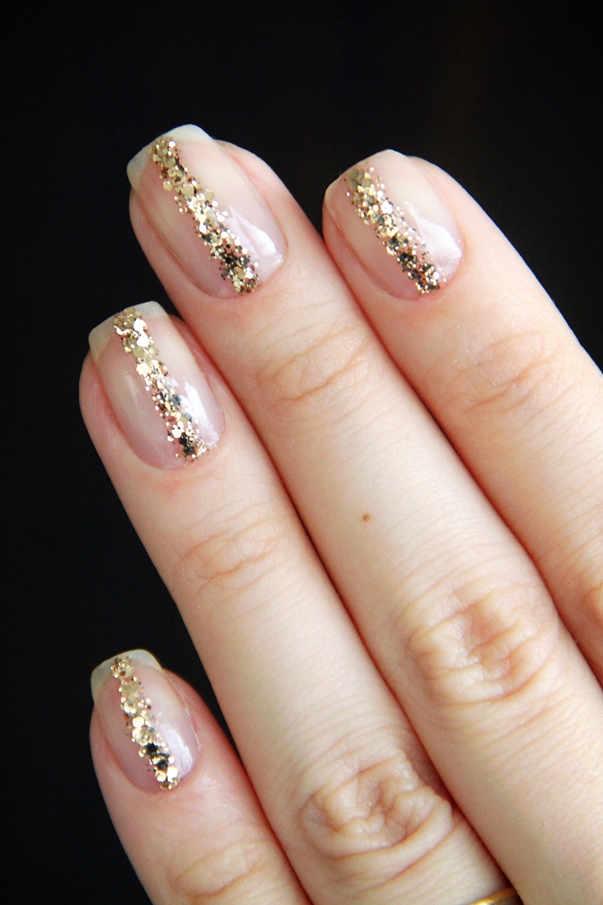 gostei-e-agora-unhas-negativas-com-glitter-03