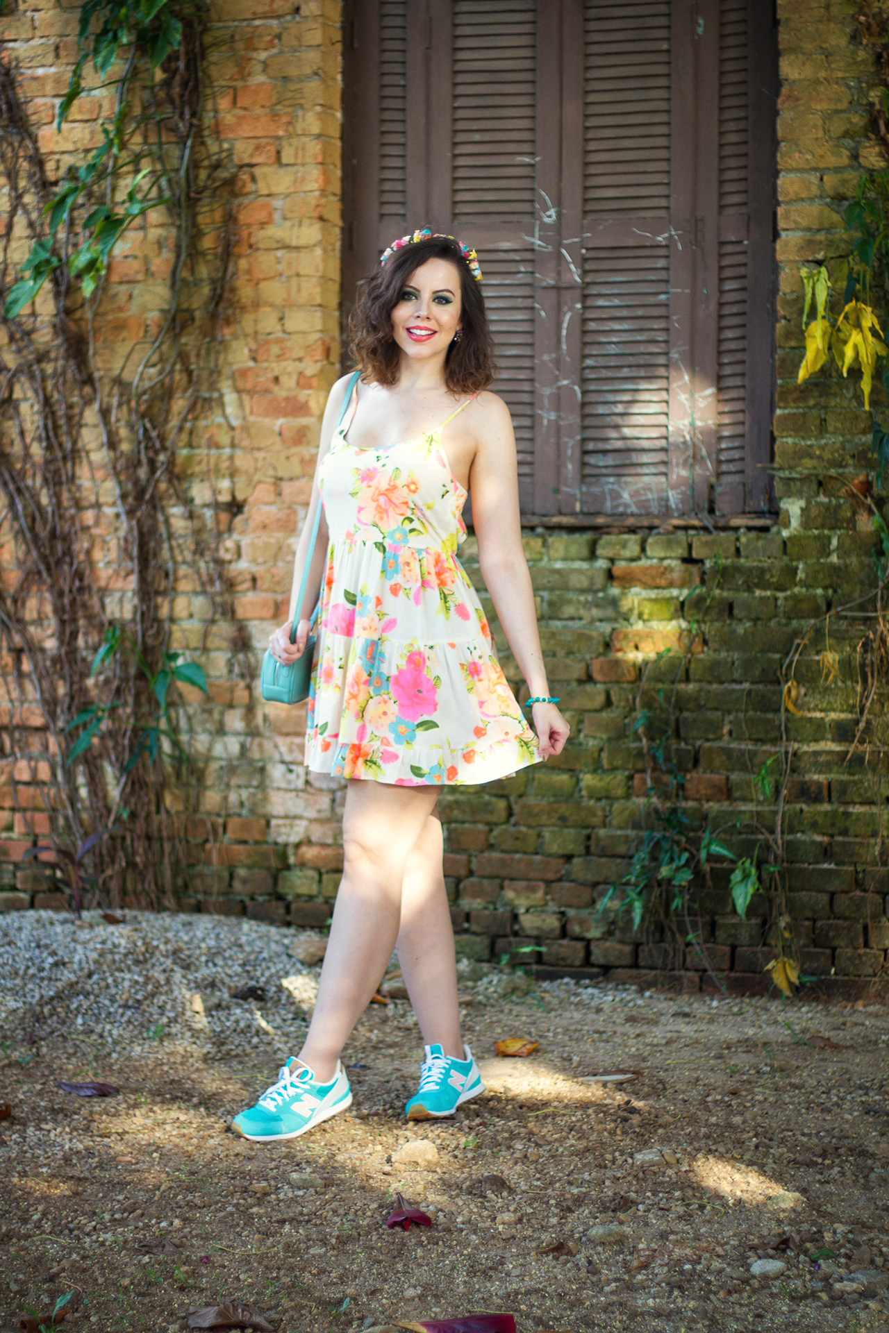 gostei-e-agora-look-carnavalesco-verao-vestido-floral-fluor-farm-coroa-de-flores-02