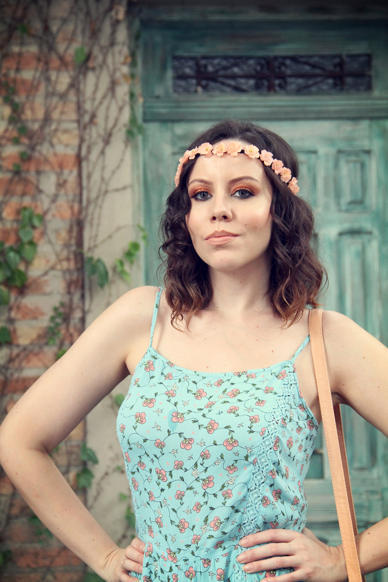 gostei-e-agora-look-macaquinho-azul-claro-floral-headband-de-flor-08