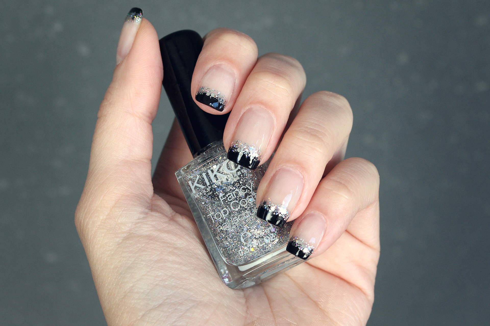 goste-e-agora-unhas-negativas-francesinha-glitter-01