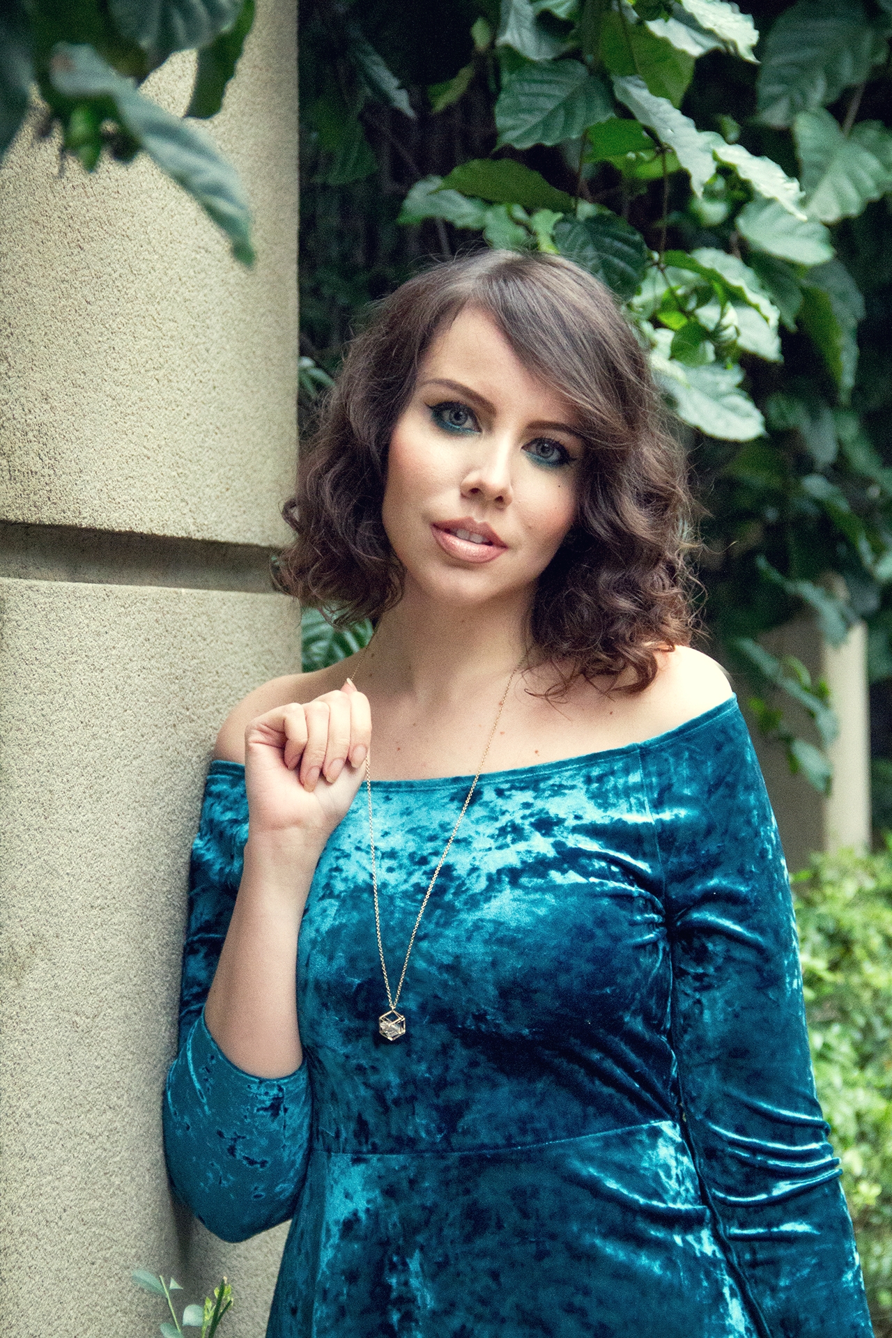 gostei-e-agora-vestido-veludo-molhado-teal-velvet-dress-10