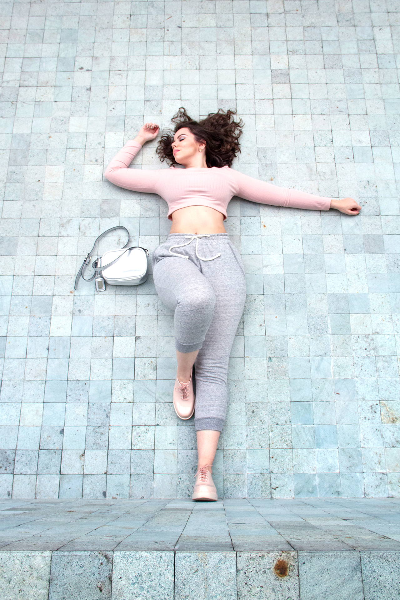 gostei-e-agora-look-comfy-jogger-pants-rosa-quartz-04-joyce-nunes