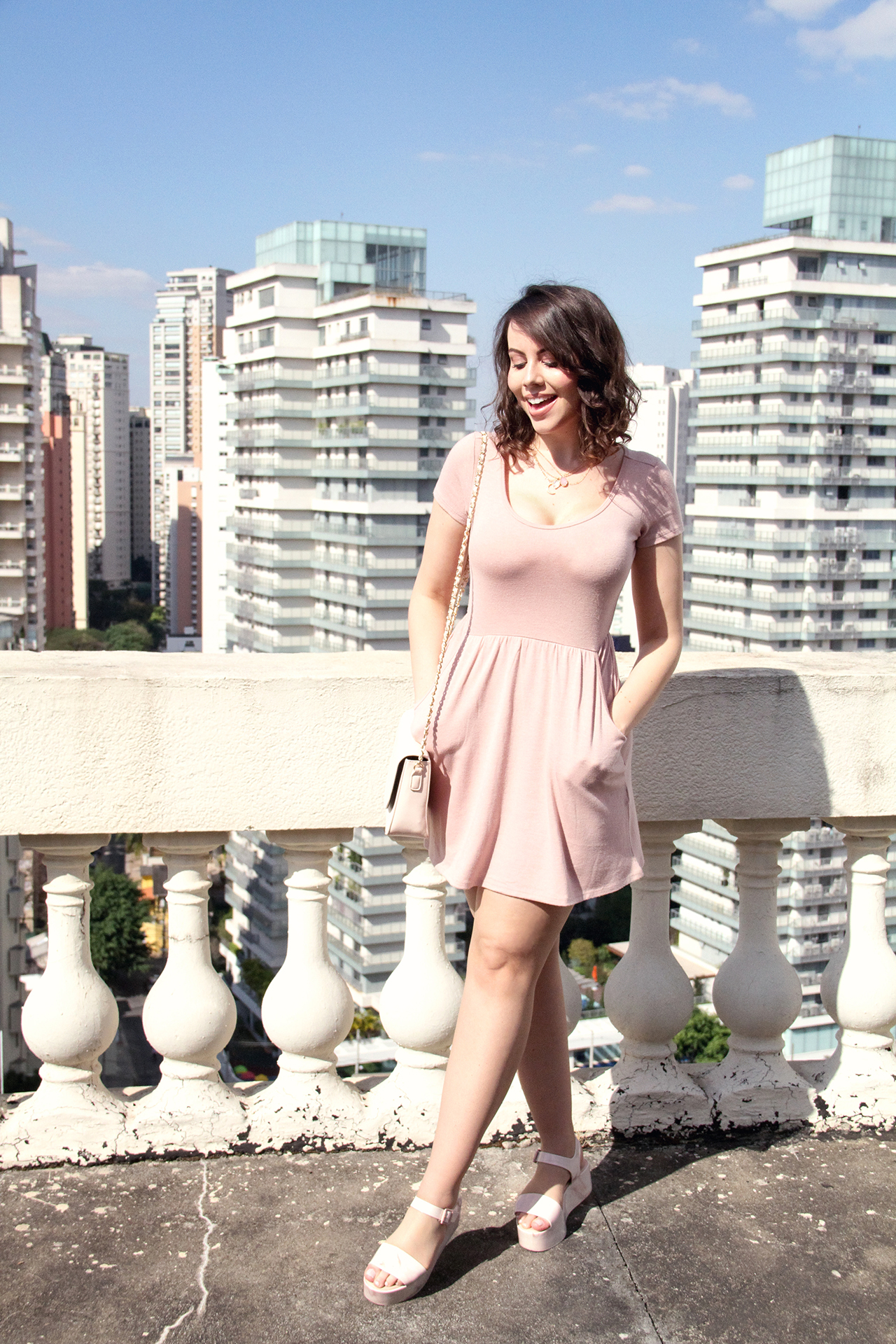 gostei-e-agora-look-monocromatico-rosa-quartzo-melissa-mar-01-joyce-nunes